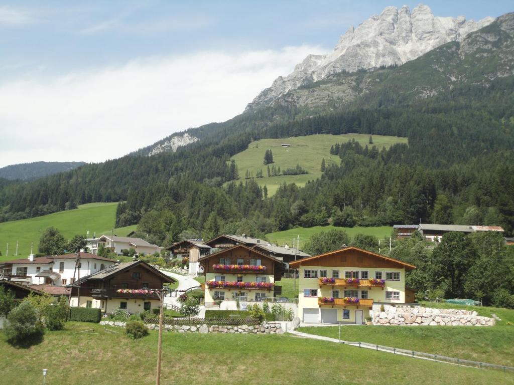 Gasthof Brentwirt Leogang Exterior foto